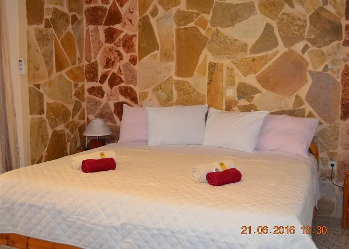 Apartments Zoumperi