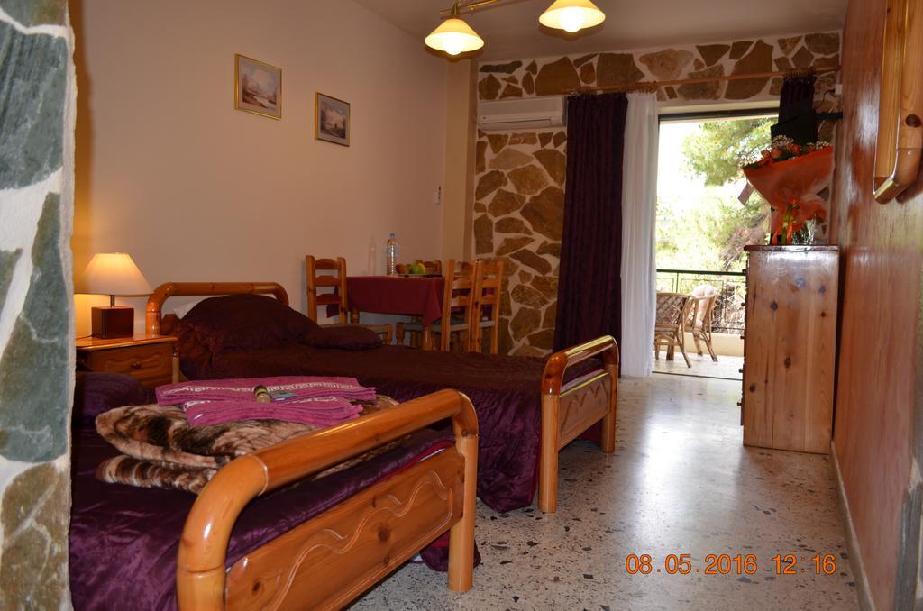 Appartement Zoumperi *