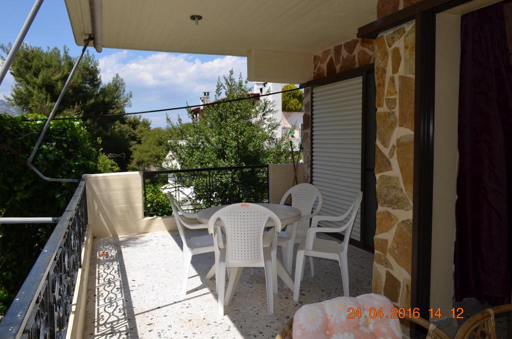 Zoumperi Appartement Néa Mákri