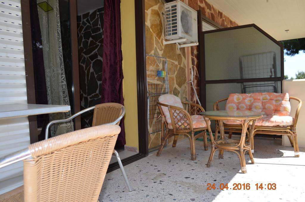 Appartement Zoumperi