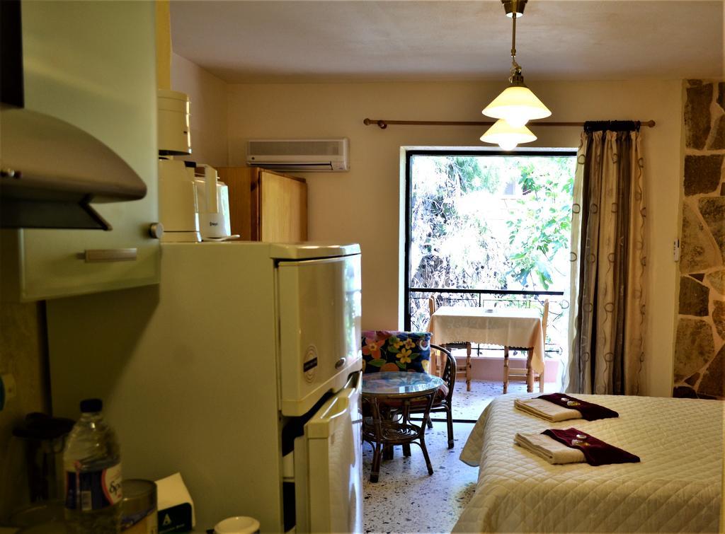 Zoumperi Appartement *