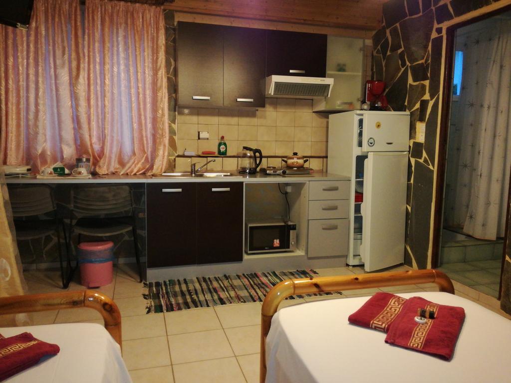 Appartement Zoumperi *