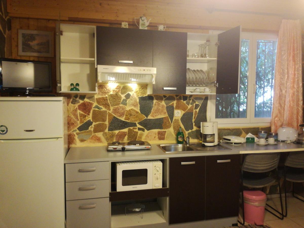Appartement Zoumperi *